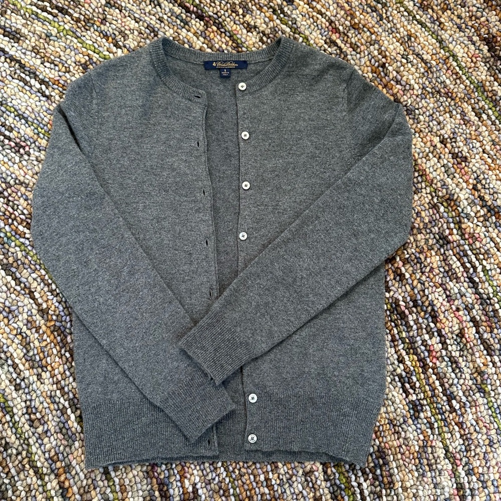 Women’s Gray Brooks Brothers Cardigan Sweater Set